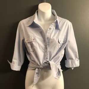 Quarter sleeve button up